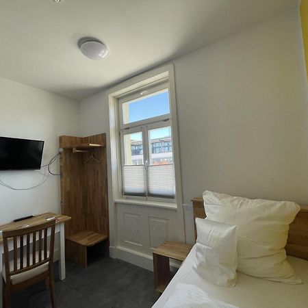 Hotel Bahnhof Balingen Ruang foto