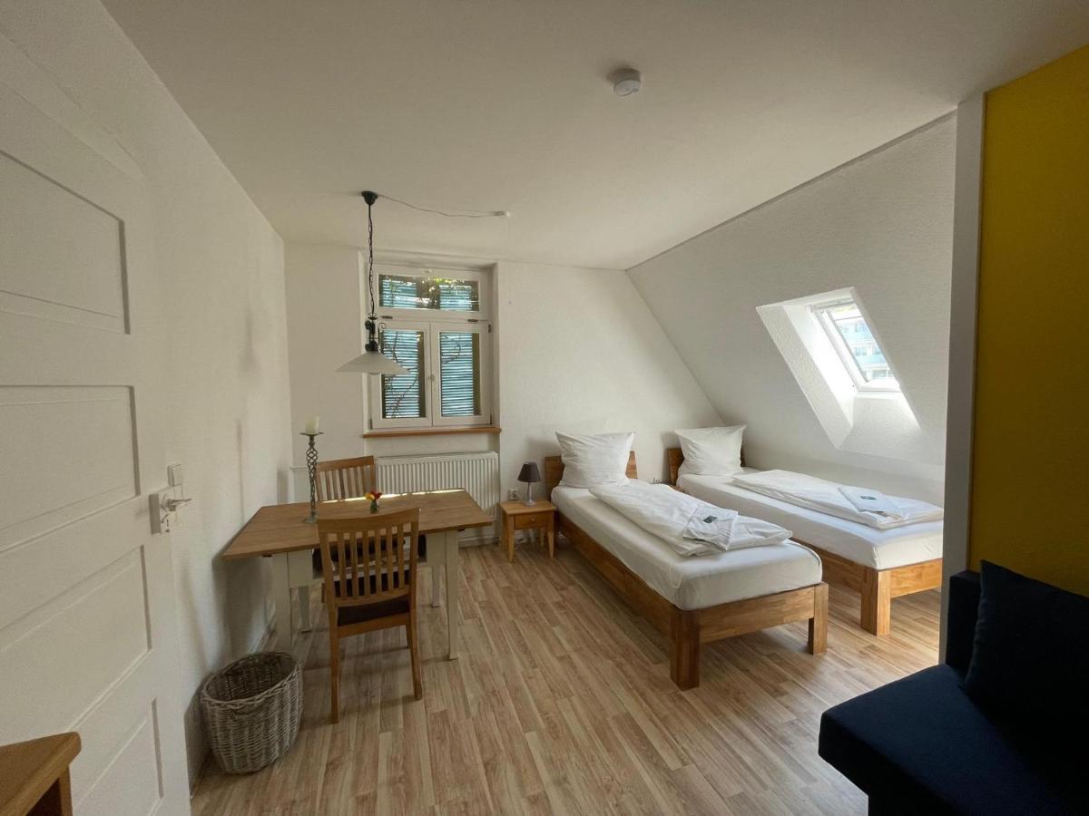 Hotel Bahnhof Balingen Ruang foto